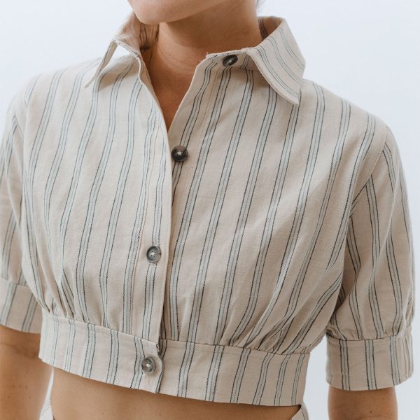 High Seas Buttoned Crop Cheap - Image 3